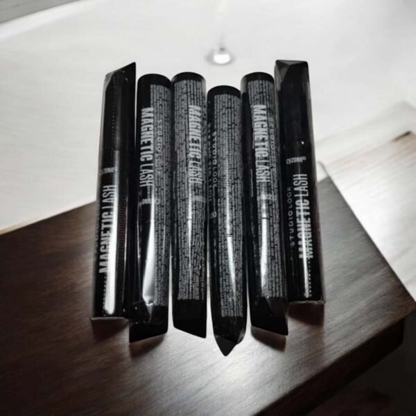 Máscara Magnetic Lash / Máscara de pestañas CYZONE
